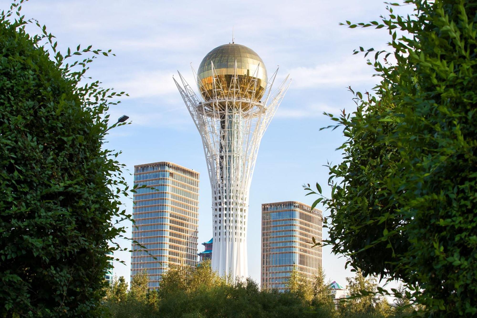 The Ritz-Carlton, Astana Hotel Exterior photo