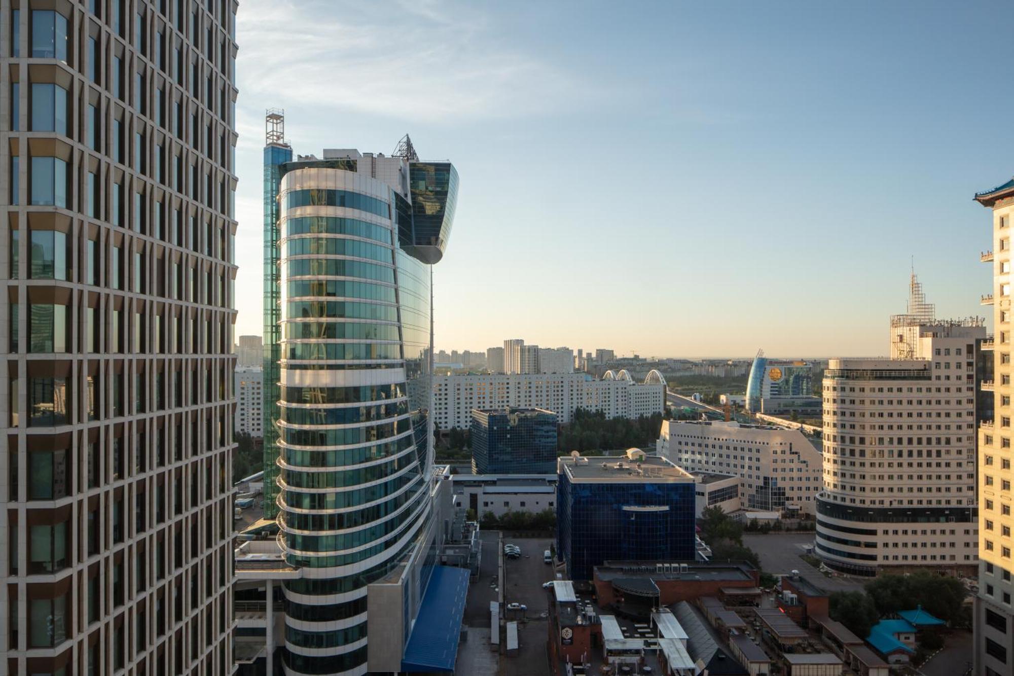 The Ritz-Carlton, Astana Hotel Exterior photo